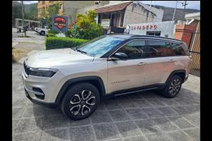 Camionetas y pick-ups Venta Camionetas y pick-ups | Vendo JEEP COMMANDER LIMITED 2.0 AT9 4X4...