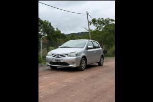 Automoviles Venta  Automoviles | Toyota Etios Usado - $15500000